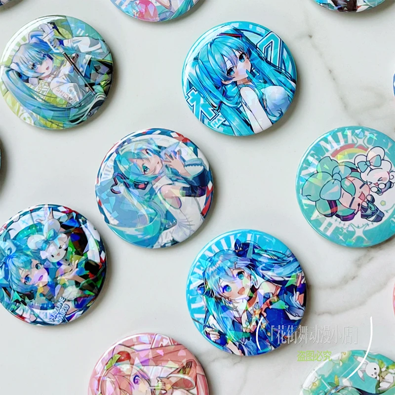初音未来徽章初音殿下吧唧痛包装饰勋章谷子镭射材质二次元礼物