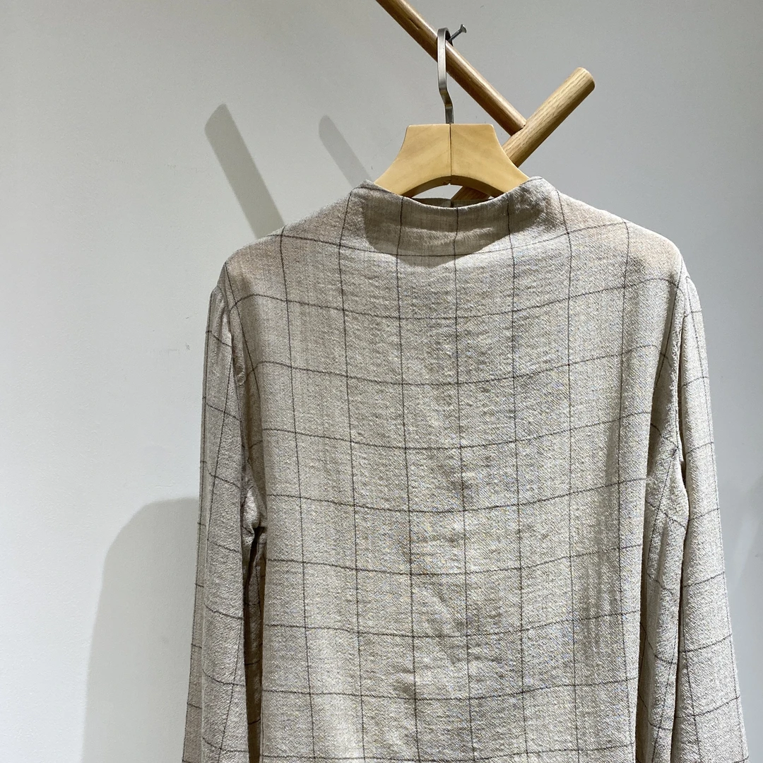 设计师精品上衣VW62SY050