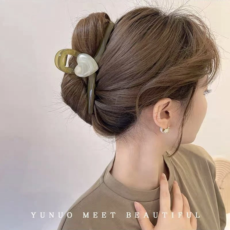 夏天优雅爱心发夹女后脑勺高级感抓夹鲨鱼夹网红发卡夹子头饰大号