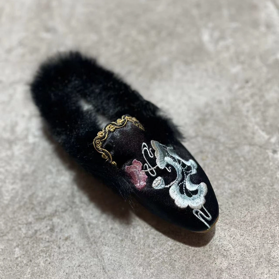 新款时尚老北京加绒加厚平跟保暖外穿软底冬季拖鞋女/723-89