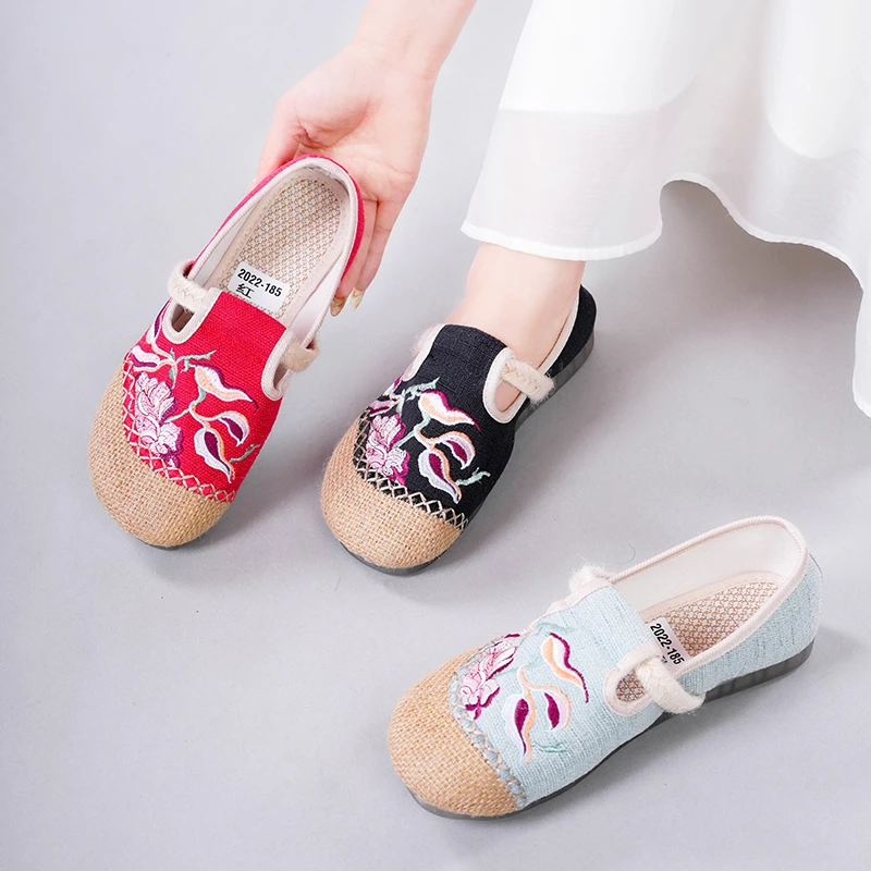 新款软底透气圆头虎头鞋中国风刺绣绣花布鞋妈妈鞋2022-185