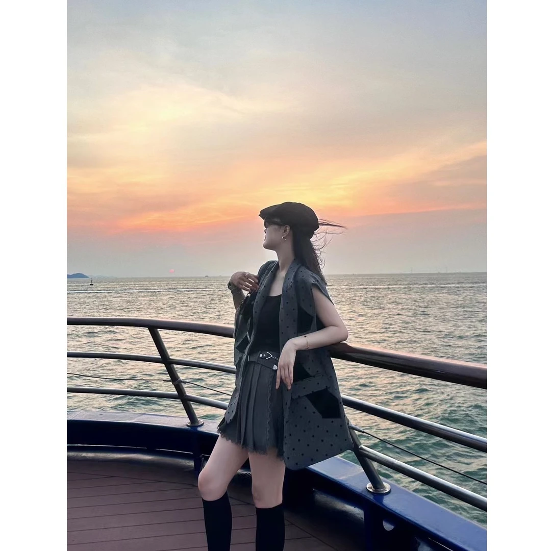 KiKi严选：1514-壹点家欧洲站南油秋季蝴蝶结丝绒波点马甲外套