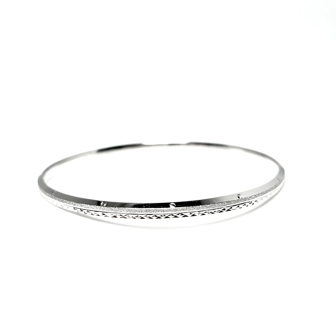 铂金Pt950三花工艺钉砂固定圆镯手镯