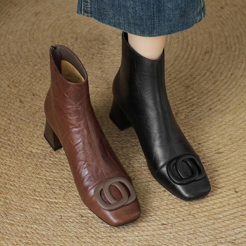 跟高5CM/34-40单绒/新款秋冬方头格纹压花时尚复古短靴优雅百搭女