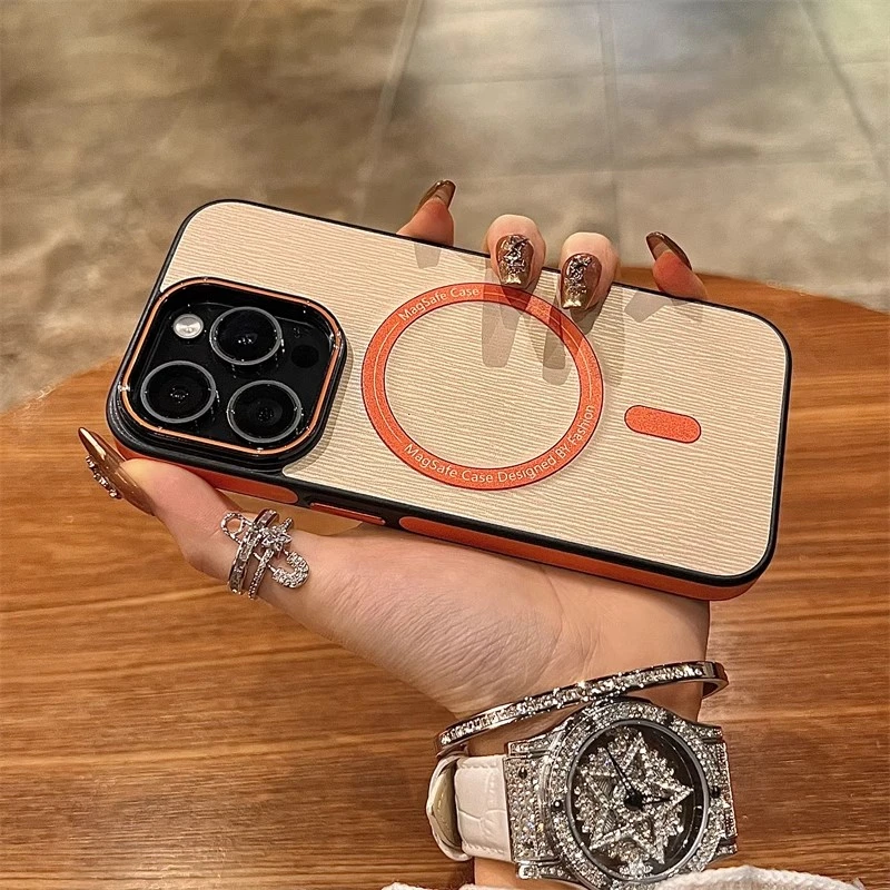 米黄色橙边字母磁吸适用苹果16promax手机壳新款全包防摔男女磨砂