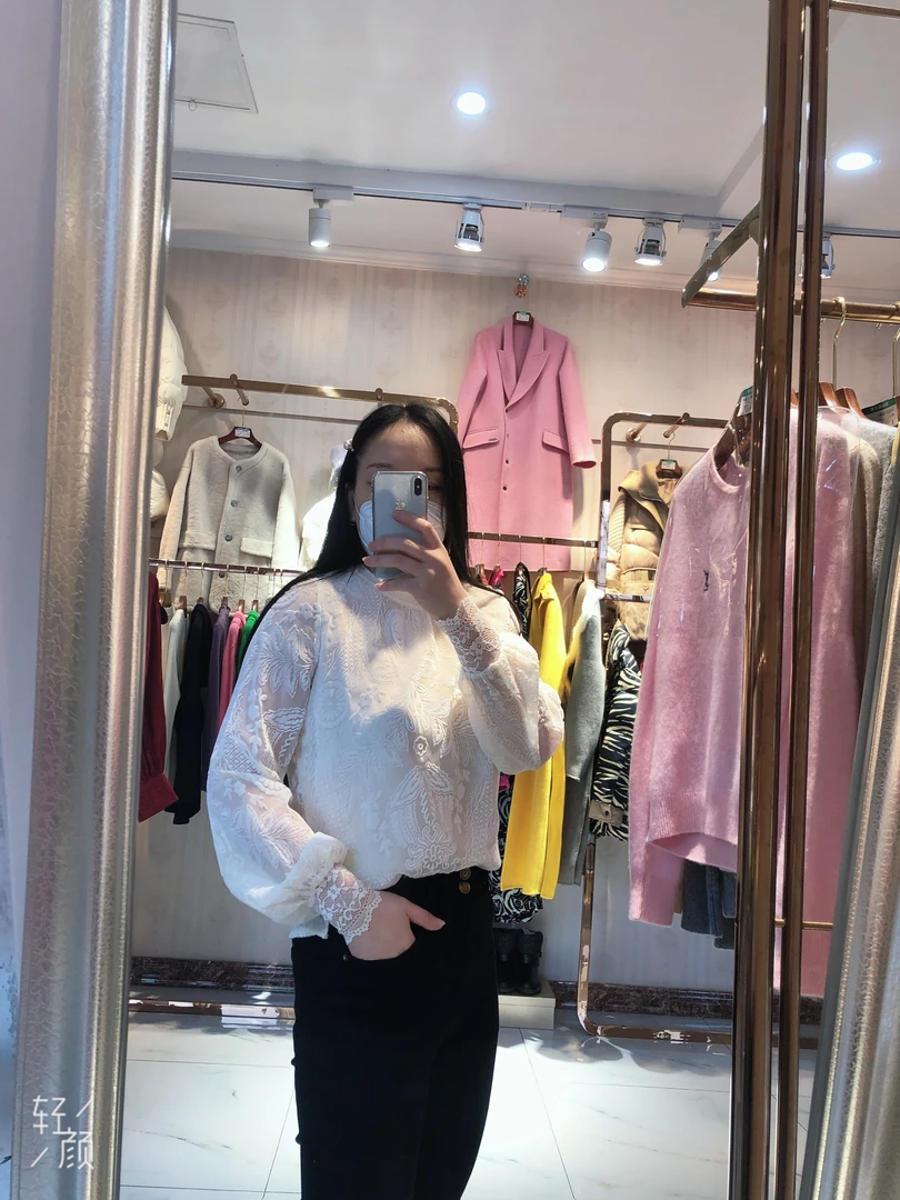 白色蕾丝商花衬衫