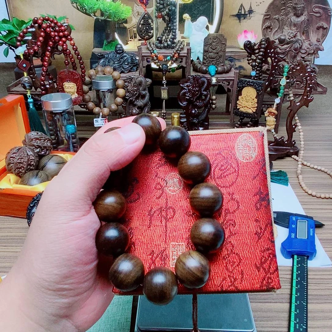 滴血莲花菩提手串