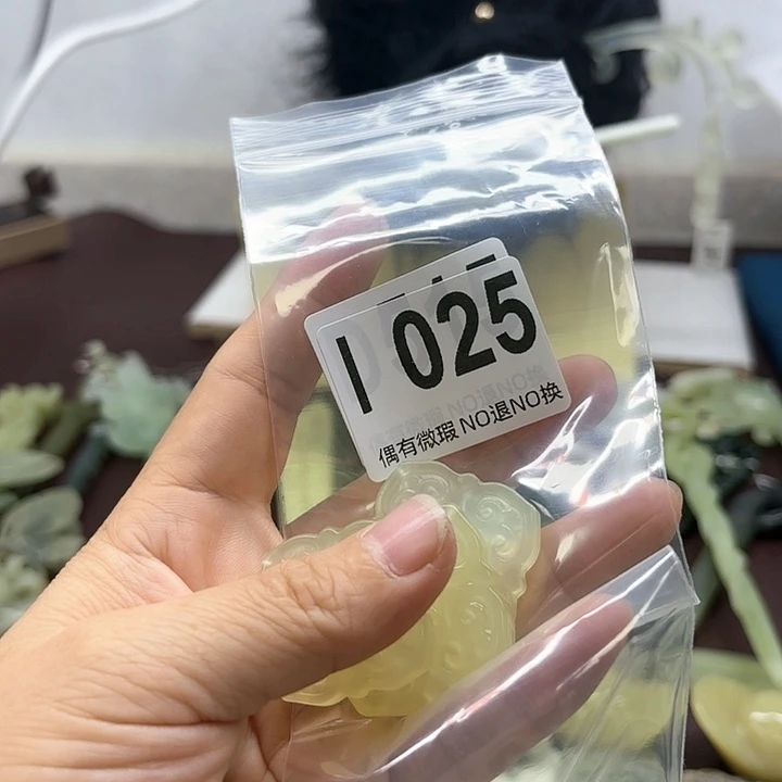 蛇纹石玉发饰合金s****筱