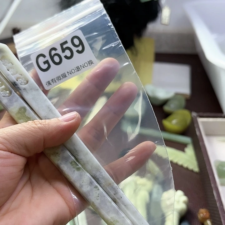 蛇纹石玉发饰合金子*语