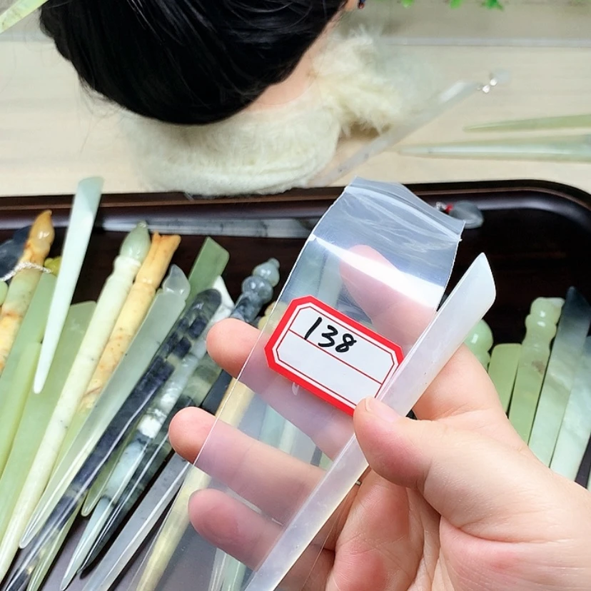 【闪购商品】蛇纹石玉发饰未镶嵌十*池