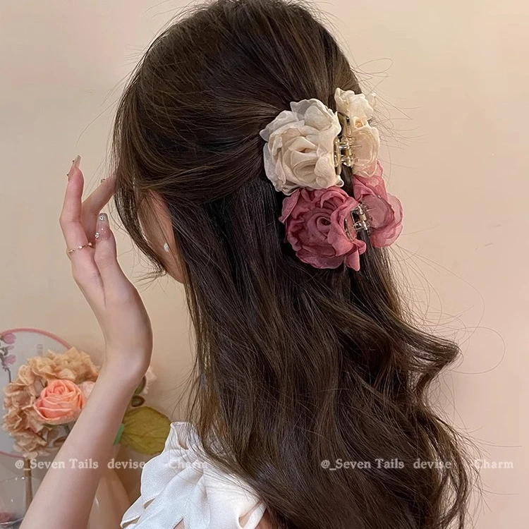 氛围之神~新中式手工干枯玫瑰抓夹头饰2024新款花朵发夹女高级感