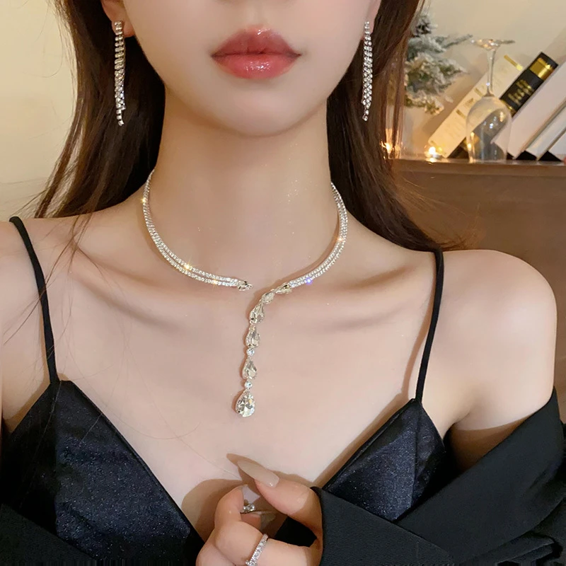 合金项链 锆石水滴choker项链轻奢小众高级项圈秋冬礼服气质饰品