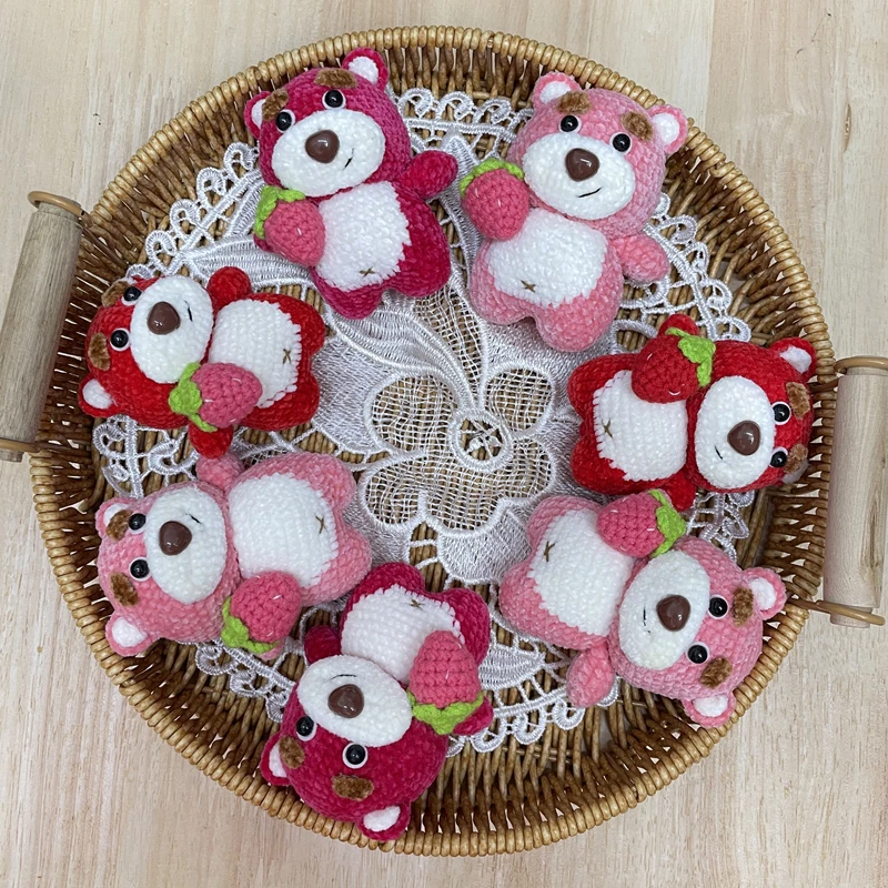 [真的好手作]手工针织玩偶草莓熊挂件摆件车饰品宝贝钩织挂饰宝贝
