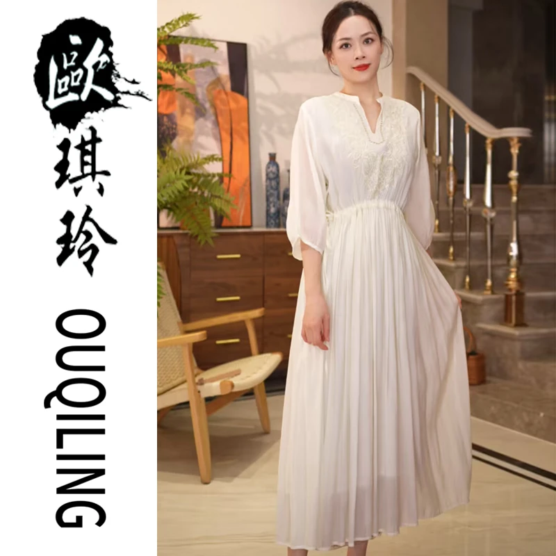 欧琪玲绣花刺绣气质复古轻奢纯色夏季宽松中式女装连衣裙626782