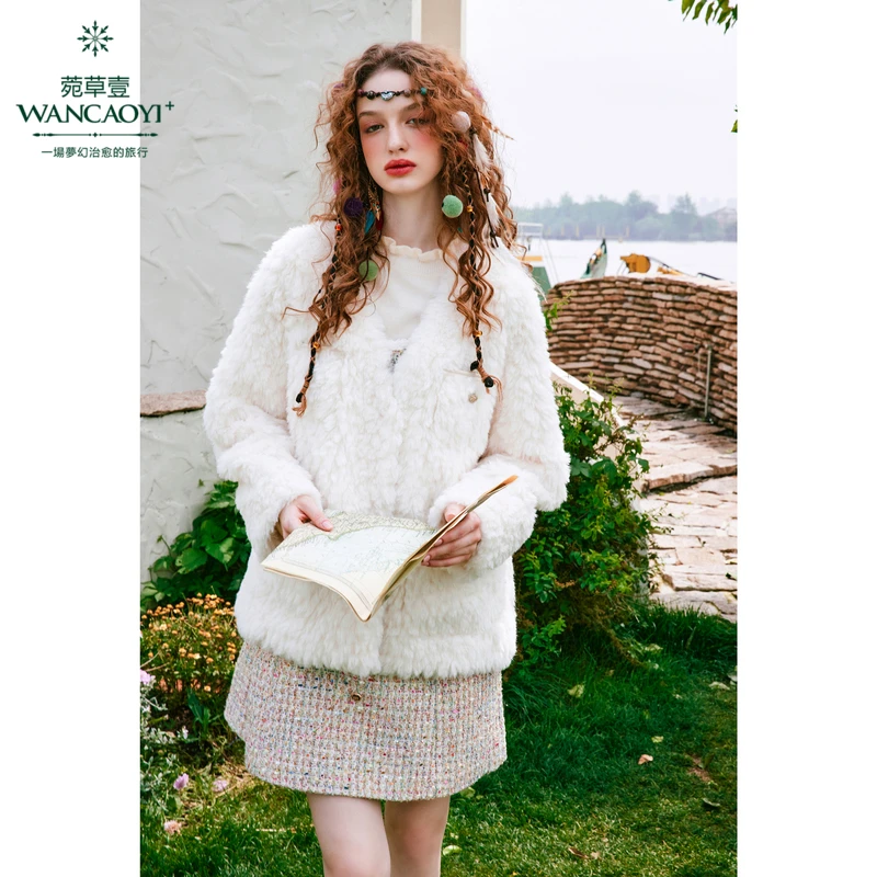 【反季】菀草壹气质长袖白色短款毛绒加厚秋冬短外套W16631351