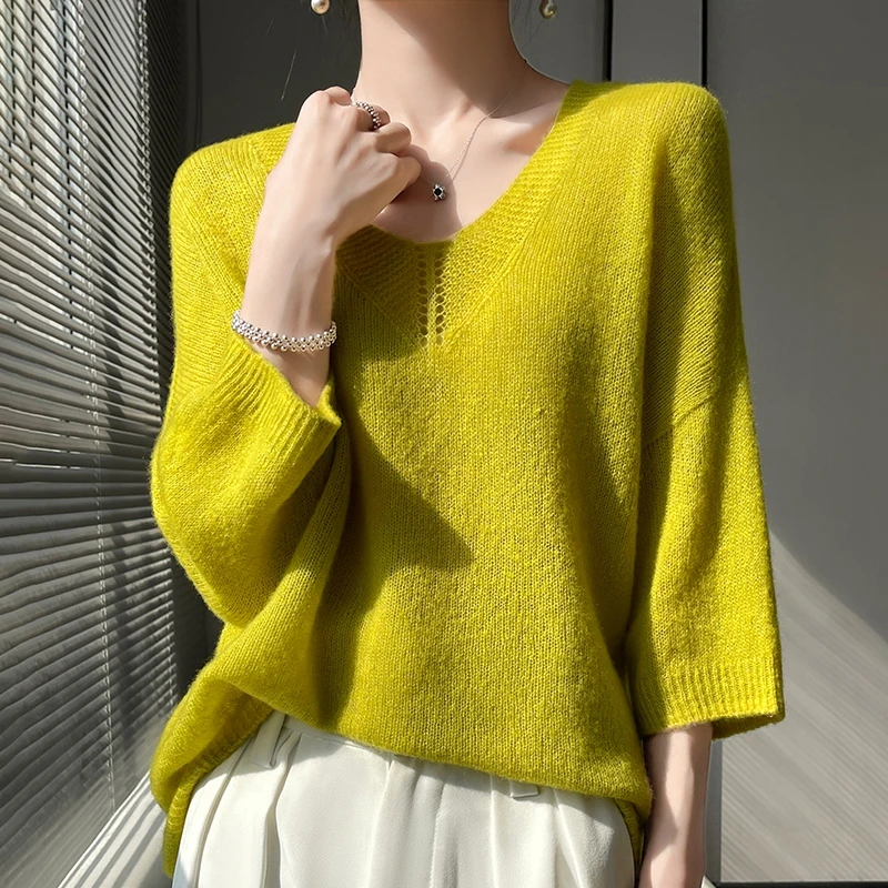 丝绒混纺山羊绒V领毛衣宽松慵懒风针织羊绒衫时尚外穿打底衫百搭