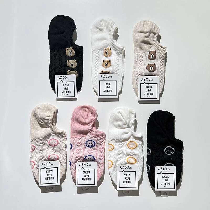 韩国东大门夏季可爱浮雕笑脸小熊女袜船袜