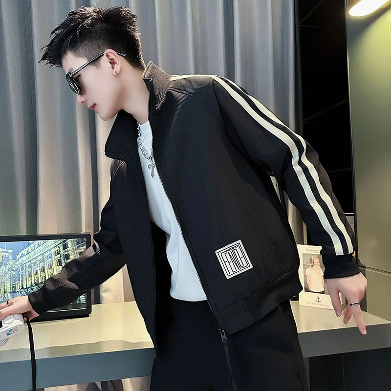 高级感潮牌短款立领夹克男款春秋季潮流条纹拼接褂子2024新款外套