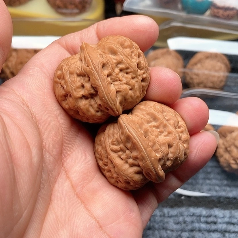 【闪购商品】文玩核桃吊坠南**尘全品元宝37