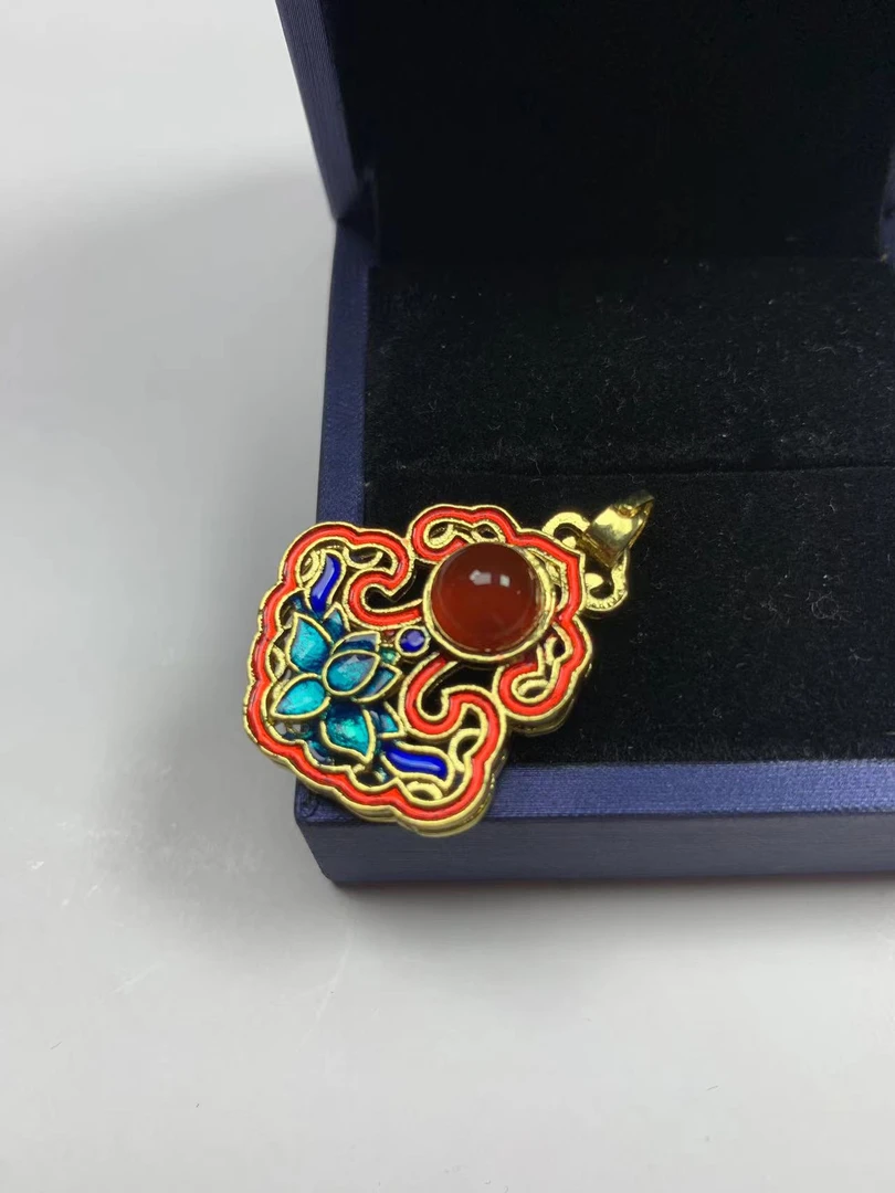 天然冰红满色满肉珐琅彩莲花吊坠-不送链子