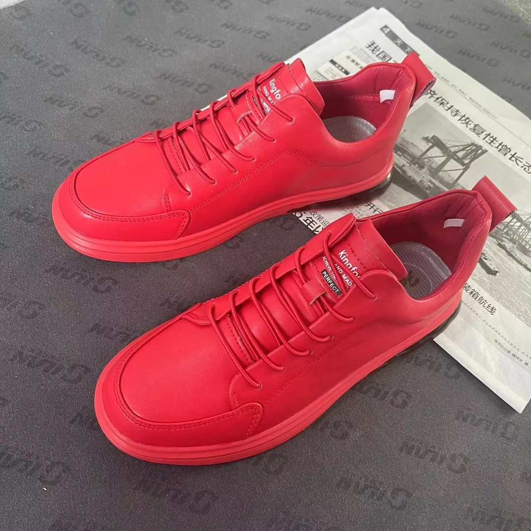 本命年红色男鞋真皮鞋子男新款冬季加绒保暖男士休闲皮鞋小红鞋男