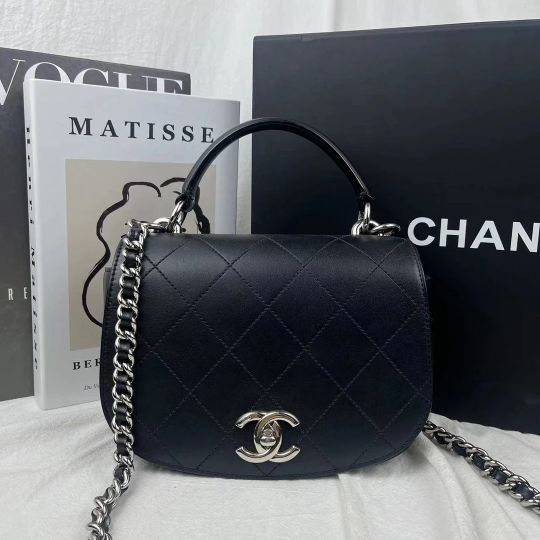 95新 Chanel/香奈儿 手柄马鞍包 黑银手提斜挎包
