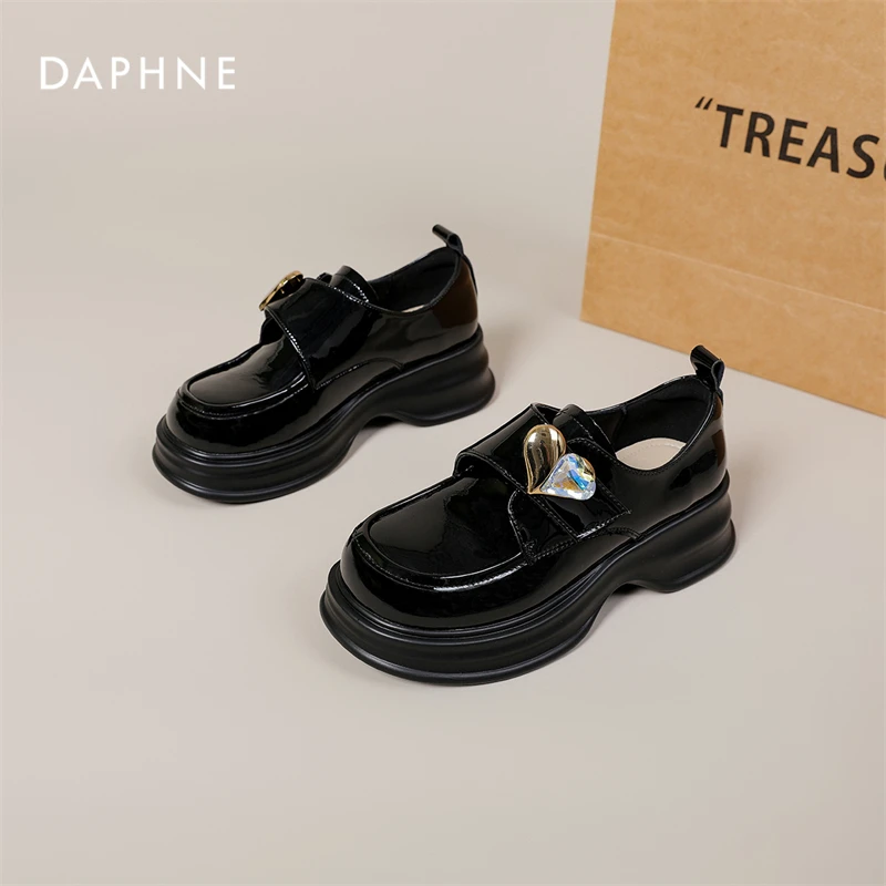 达芙妮乐福鞋女2025秋季新款厚底百搭女鞋复古英伦风黑色小皮鞋