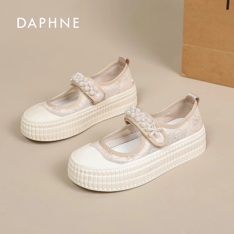 达芙妮饼干鞋女2025秋季新款珍珠蕾丝刺绣透气网面舒适浅口休闲鞋