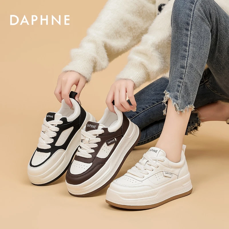 Daphne/达芙妮小白鞋女2025秋季新款时尚百搭厚底板鞋