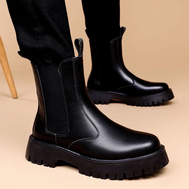 马丁靴男款秋冬季加绒2025新款高帮工装靴子男士英伦风黑色皮靴