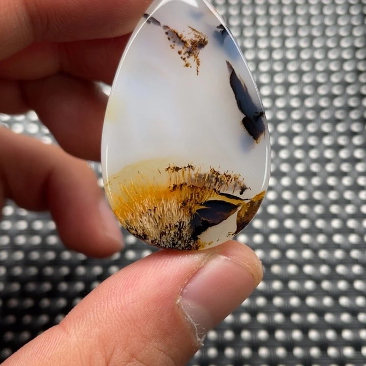 玛瑙/玉髓颈饰未镶嵌转****点