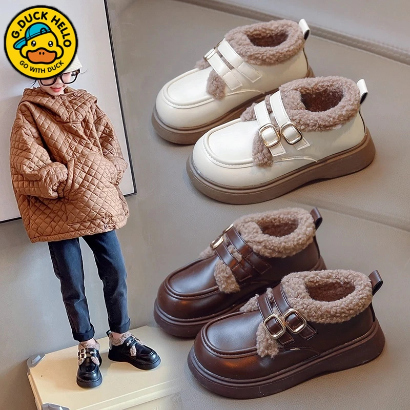 小黄鸭女童2025冬季新款儿童加绒女孩中大童软底豆豆鞋保暖英伦