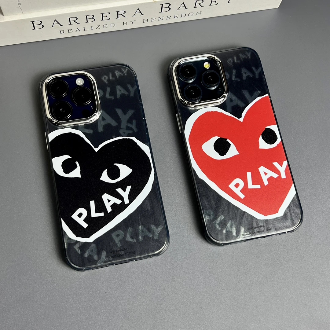 日系潮牌川久保玲iPhone15proamx手机壳适用苹果14磨砂13电镀情侣