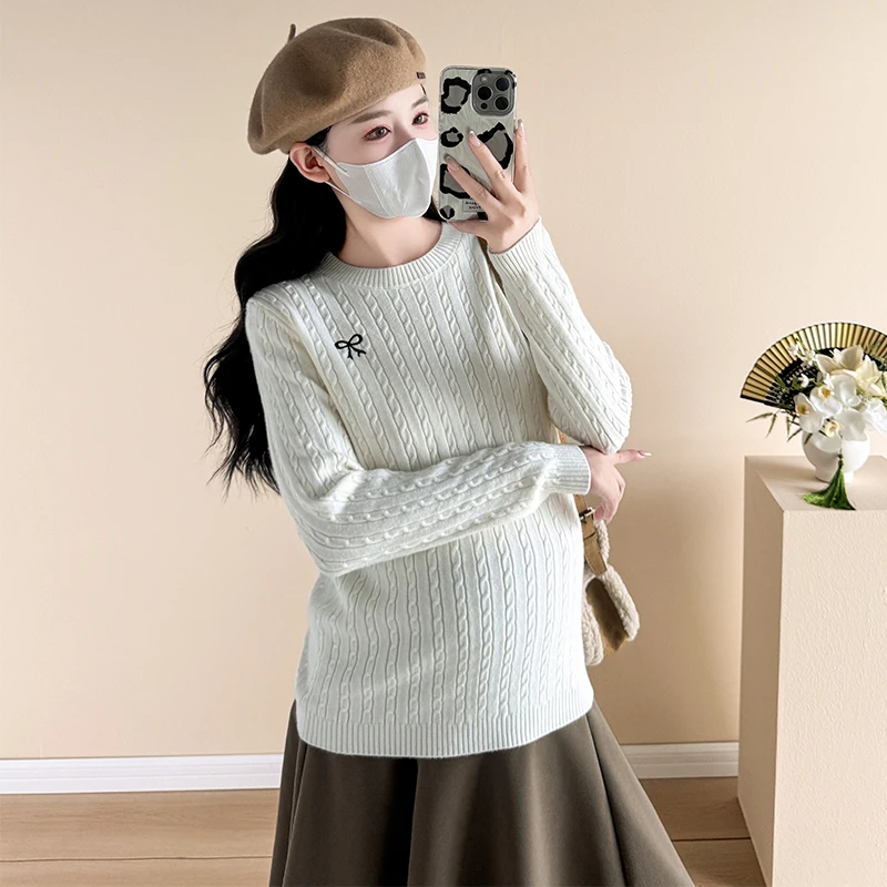 孕妇装秋冬刺绣简约标准长袖时尚显瘦打底纯色甜美百搭上衣慵懒风