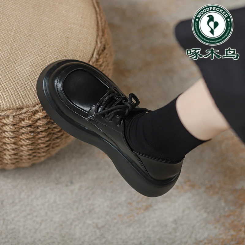 啄木鸟真皮英伦风小皮鞋女2025新款春秋百搭厚底黑色玛丽珍乐福鞋