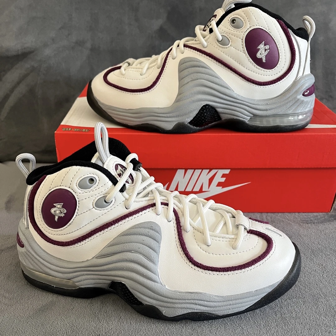 Nike/耐克 Penny 女款低帮织物减震复古运动篮球鞋 DV1163-100