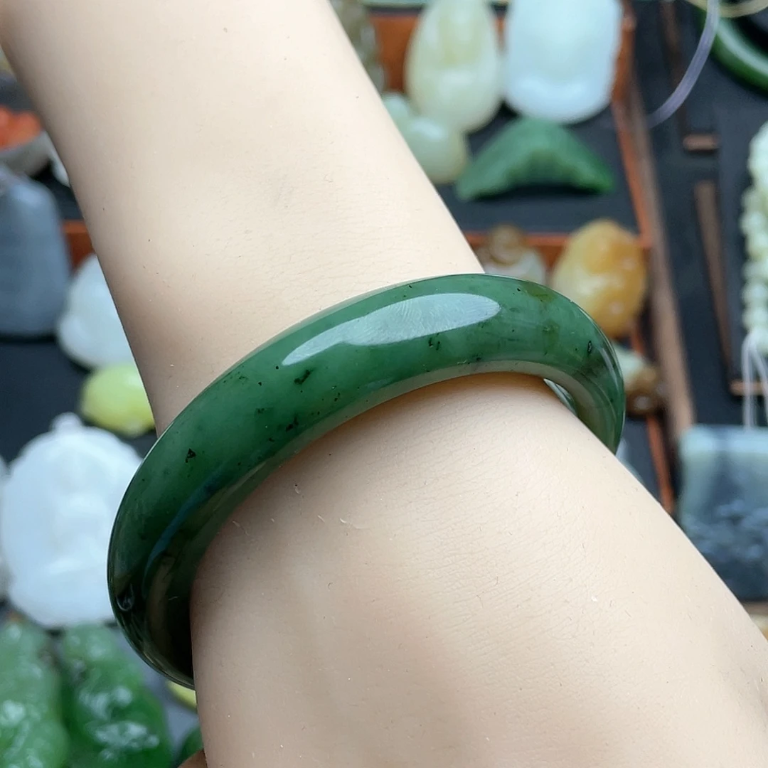 和田玉（糖玉）手镯未镶嵌卡57.7