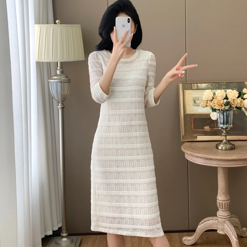 蕾丝连衣裙女早秋季2024新款轻奢高级感高端精致气质修身打底裙子