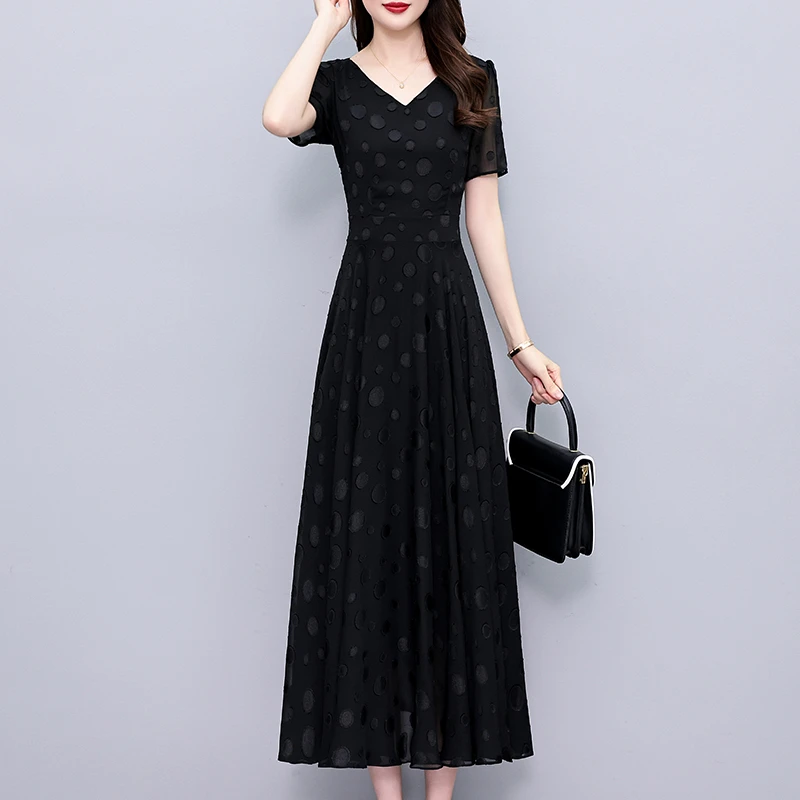 黑色雪纺连衣裙女2025夏季新款中年妈妈气质高贵收腰显瘦遮肚裙子