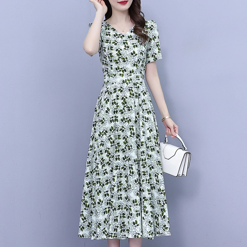 碎花雪纺连衣裙女装夏季2025新款气质洋气妈妈收腰显瘦遮肚长裙子