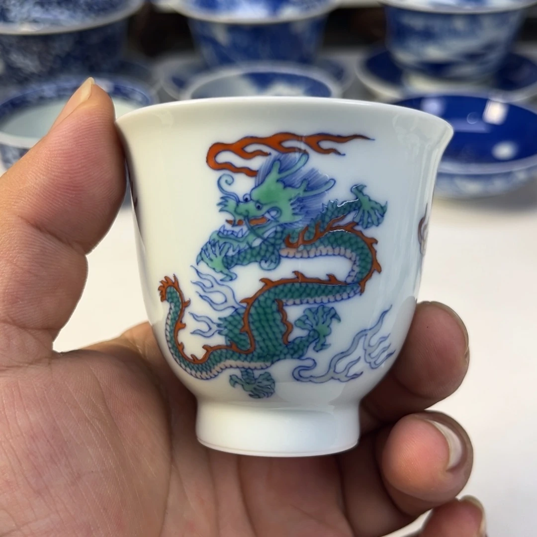 杯余**了福利斗彩双龙戏珠