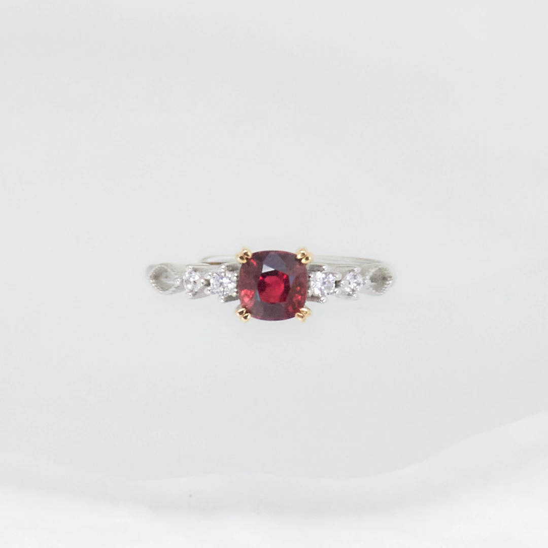 小红宝天然红尖晶银镶戒指精致 S925银镶闪耀时尚百搭日常