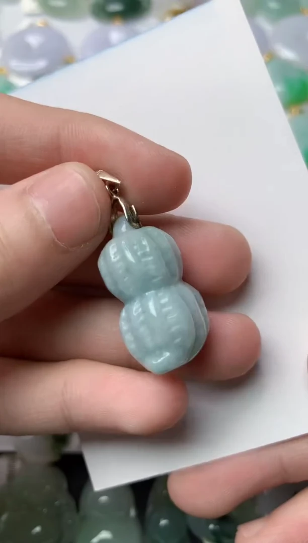 【闪购商品】翡翠颈饰合金9..........