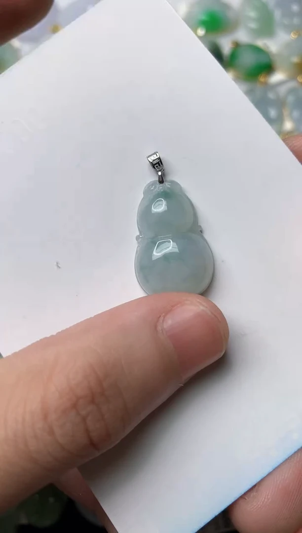 【闪购商品】翡翠颈饰18K金镶嵌5...........