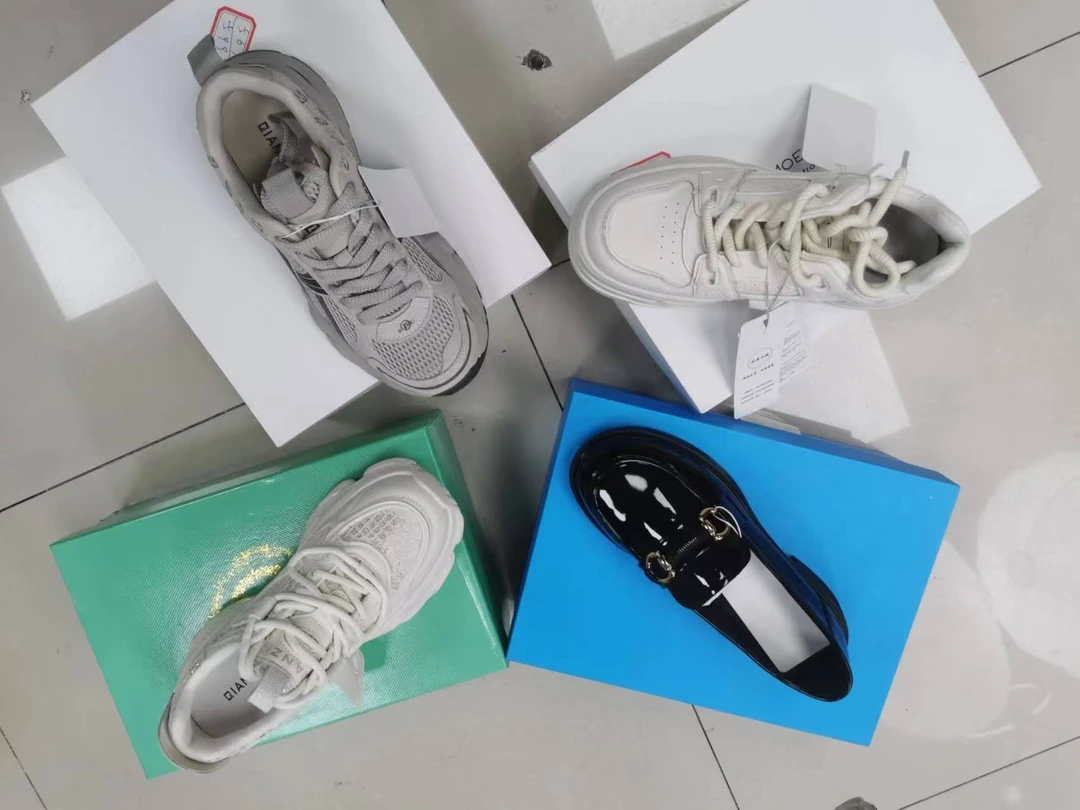 【现8112号 黑色鞋】--姐妹服装2店