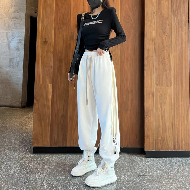 休闲宽松显瘦百搭束脚卫裤女秋季新款白色款运动哈伦裤子女款