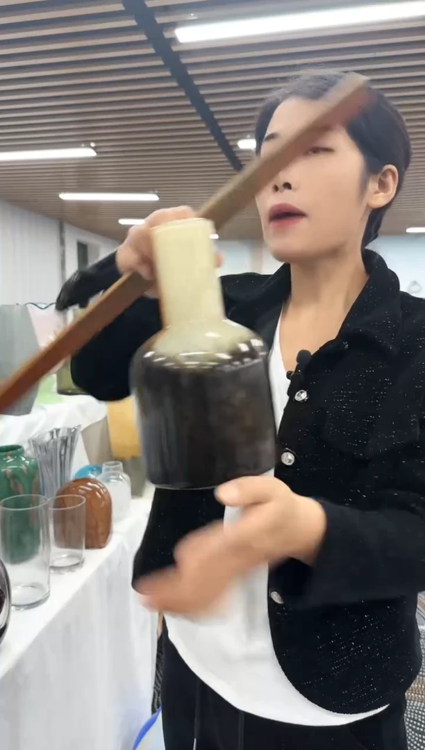 【闪购商品】花瓶.................