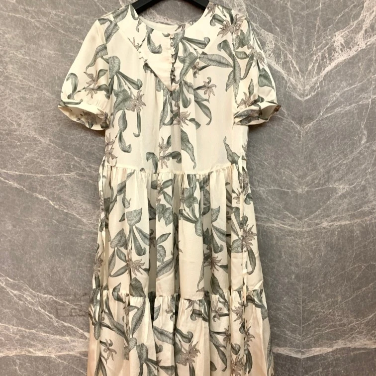 SC02063水仙印花拼接连衣裙