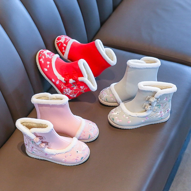 【粉丝专属】664女童古装冬百搭绣花鞋儿童汉服小女孩保暖古装靴子