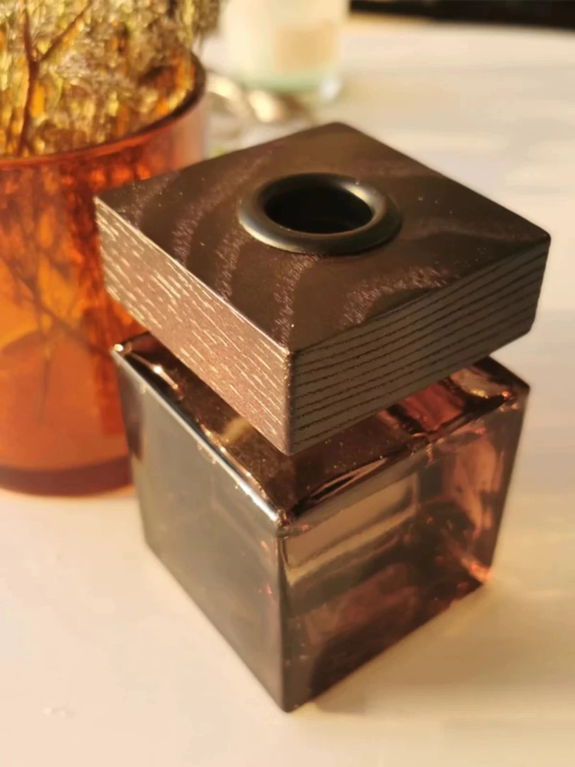 7151高端方形瓶无火香薰